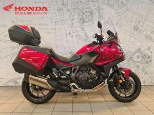 ② HONDA NT 1100 (ANNÉE DE CONSTRUCTION 2024)