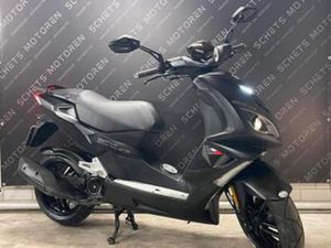 PEUGEOT SPEEDFIGHT 4 (2022) | 45KM | 4.820KM | ONDERHOUDEN — SCOOTERS | PEUGEOT — MARKTPLAATS