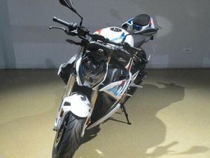 ② BMW S 1000 R - M - 79 KW- BTW MOTOR - 2 JAAR GARANTIE