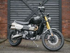 TRIUMPH SCRAMBLER 1200 XE