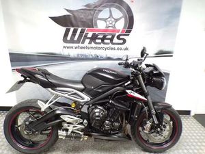 TRIUMPH STREET TRIPLE 765 MOTO2 EDITION