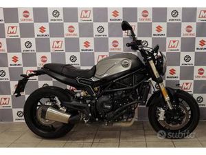 BENELLI LEONCINO 800