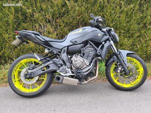 YAMAHA MT-07 NIGHT FLUO – 2016 – 55 000 KM – TRÈS BON ÉTAT MÉCANIQUE | BATTERIE NEUVE | CONTRÔLE TECHNIQUE VIERGE