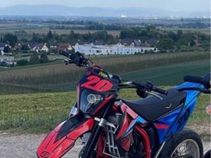 SUPERMOTARD GASGAS 300 EC