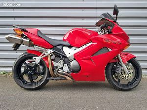 HONDA VFR 800 V-TEC DE 2004 MOTO-EXPERT TOULOUSE