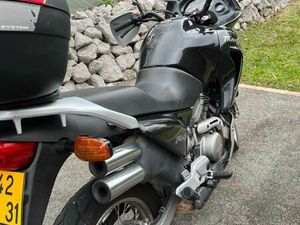 MOTO TRANSALP 650 TRÈS BON ÉTAT