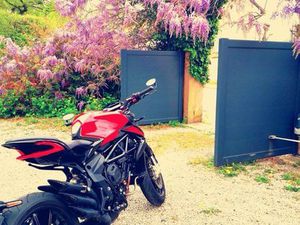 MV AGUSTA DRAGSTER 800