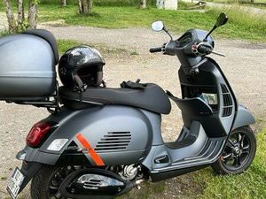 VESPA 300