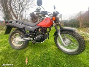 YAMAHA 125 TW