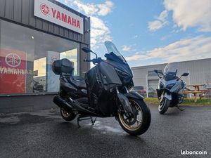 YAMAHA XMAX 300 TECH MAX