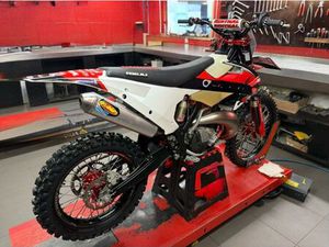 MOTOCROSS XC 300 2023