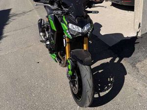 KAWASAKI Z 900 Z900 SE + PERFORMANCE KIT SCHWARZ