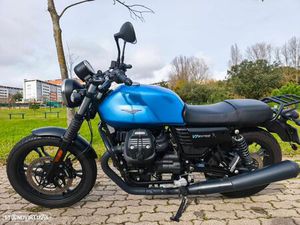 MOTO GUZZI V7 750 STONE