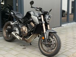 HONDA CB 650 R *TOP ZUSTAND, ZWEITE HAND, A2 MÖGLICH*