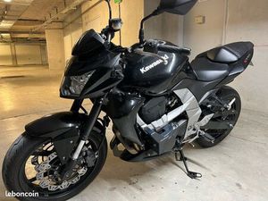 MOTO KAWASAKI Z750 FULL