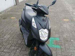 SYM ORBIT LL GEEL KENTEKEN — SCOOTERS | SYM — MARKTPLAATS