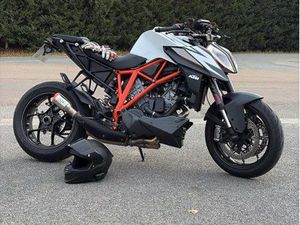 KTM 1290 SUPERDUKE R
