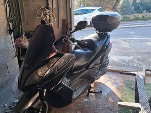 A VENDRE KYMCO 125 CM3