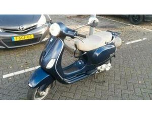 VESPA LX 50 GEEL KENTEKEN, INRUIL MOGELIJK — SCOOTERS | VESPA — MARKTPLAATS
