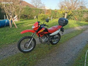 MOTO HONDA 125 CM3