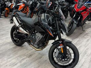 KTM 890 DUKE 2022 - REPRISE POSSIBLE