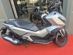HONDA - ADV 350
