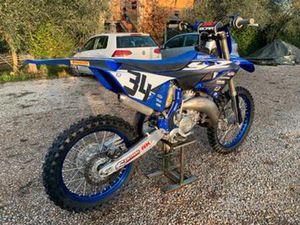 YAMAHA YZ 125