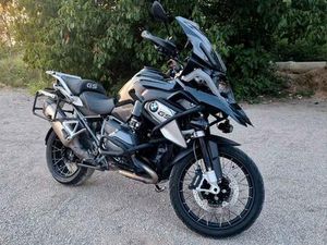 BMW - R1200GS TRIPLE BLACK