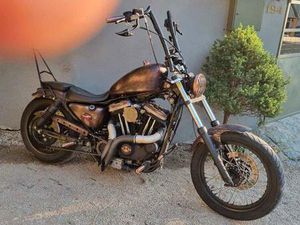 HARLEY DAVIDSON - SPORTSTER 883