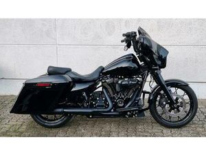 HARLEY DAVIDSIN STREET GLIDE ST 117CUI 8.344KM TÜV NEU ROAD
