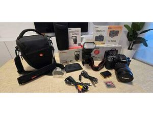 CANON 7D + FLASH+ OBJETIVO. 650€