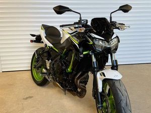 KAWASAKI Z650