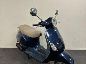 VESPA LX 50 4T 2V OPKNAPPER 45KM — SCOOTERS | VESPA — MARKTPLAATS