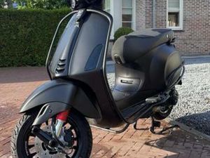 VESPA SPRINT 50CC BROM E5 IGET — SCOOTERS | VESPA — MARKTPLAATS