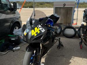 SUZUKI GSXR 600 K6/7