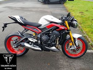 TRIUMPH STREET TRIPLE 765 RX