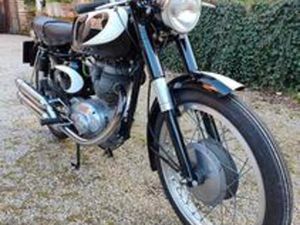 MOTO MORINI TRESETTE SPRINT 175
