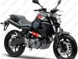 YAMAHA MT03
