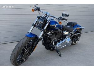 HARLEY-DAVIDSON SOFTAIL BREAKOUT 117