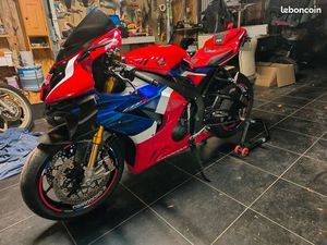 MOTO CBR 1000 RRR SP