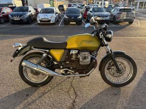 MOTO GUZZI V7 CAFE CLASSIC 2010 750 CM3 | MOTO ROADSTER | 21 450 KM | VERT | 83000 TOULON