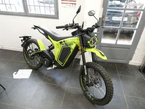 OXYGO MOTO CROSS CARBON 50 CM3 ELECTRIQUE 90 KMS D AUTONOMIE CARDRE CARBONE