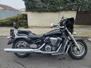 YAMAHA XVS 1300 A MIDNIGHT STAR
