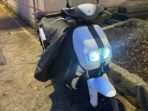 SCOOTER ÉLECTRIQUE YAMAHA NEO’S