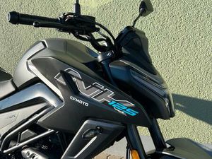 CFMOTO 125 NK A1 + B 196 TESTBIKE MIT WENIG KM LED KOMPLETT