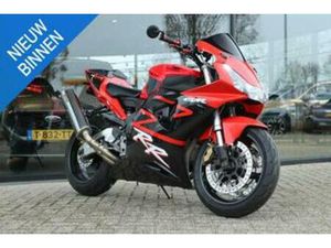 HONDA CBR 954RR FIREBLADE 150PK | AKRAPOVIÇ — MOTOREN | HONDA — MARKTPLAATS