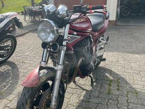 SUZUKI BANDIT 1200