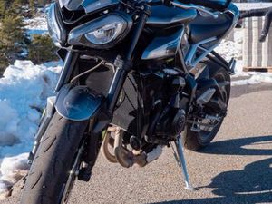 STREET TRIPLE R 765CM³ 9000KM