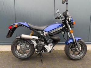 SUZUKI STREET MAGIC 50CC BROM SCOOTER NIEUWSTAAT — MOTOREN | SUZUKI — MARKTPLAATS