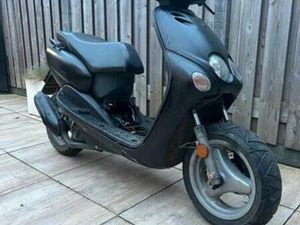 YAMAHA NEOS 2005 BLAUW KENTEKEN — SCOOTERS | YAMAHA — MARKTPLAATS